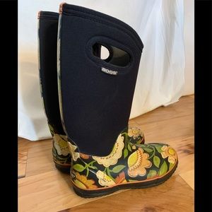 Bogs classic tall secret garden print 7